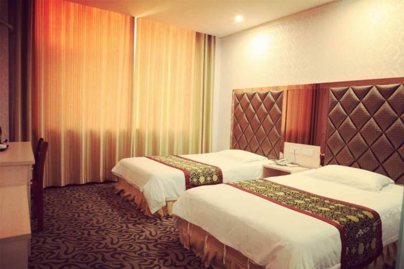 Wudangshan Jianpuzhai Hotel Danjiangkou Esterno foto