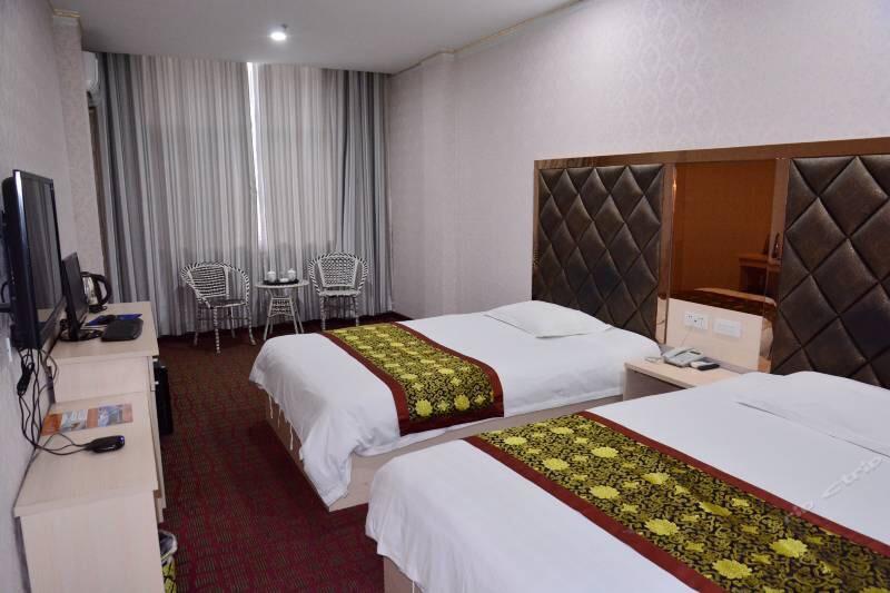 Wudangshan Jianpuzhai Hotel Danjiangkou Esterno foto