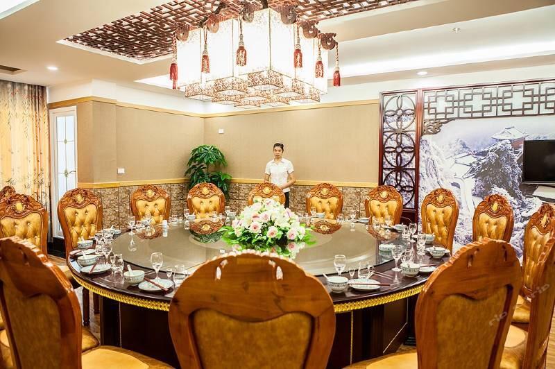 Wudangshan Jianpuzhai Hotel Danjiangkou Esterno foto