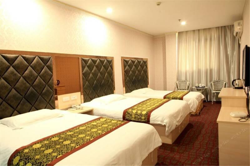 Wudangshan Jianpuzhai Hotel Danjiangkou Esterno foto