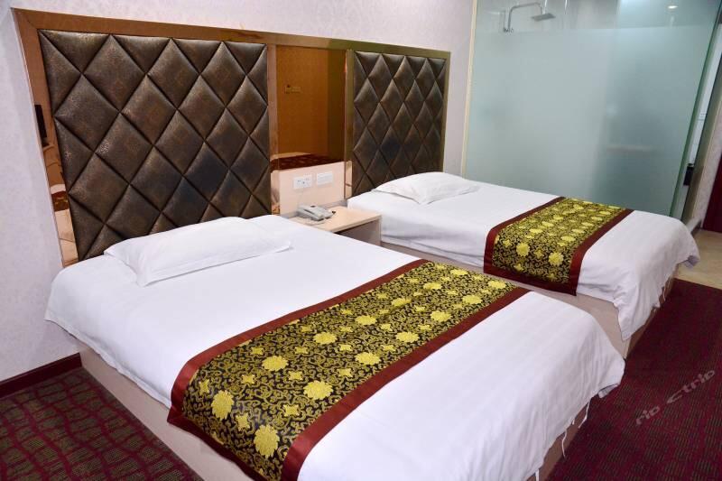 Wudangshan Jianpuzhai Hotel Danjiangkou Esterno foto